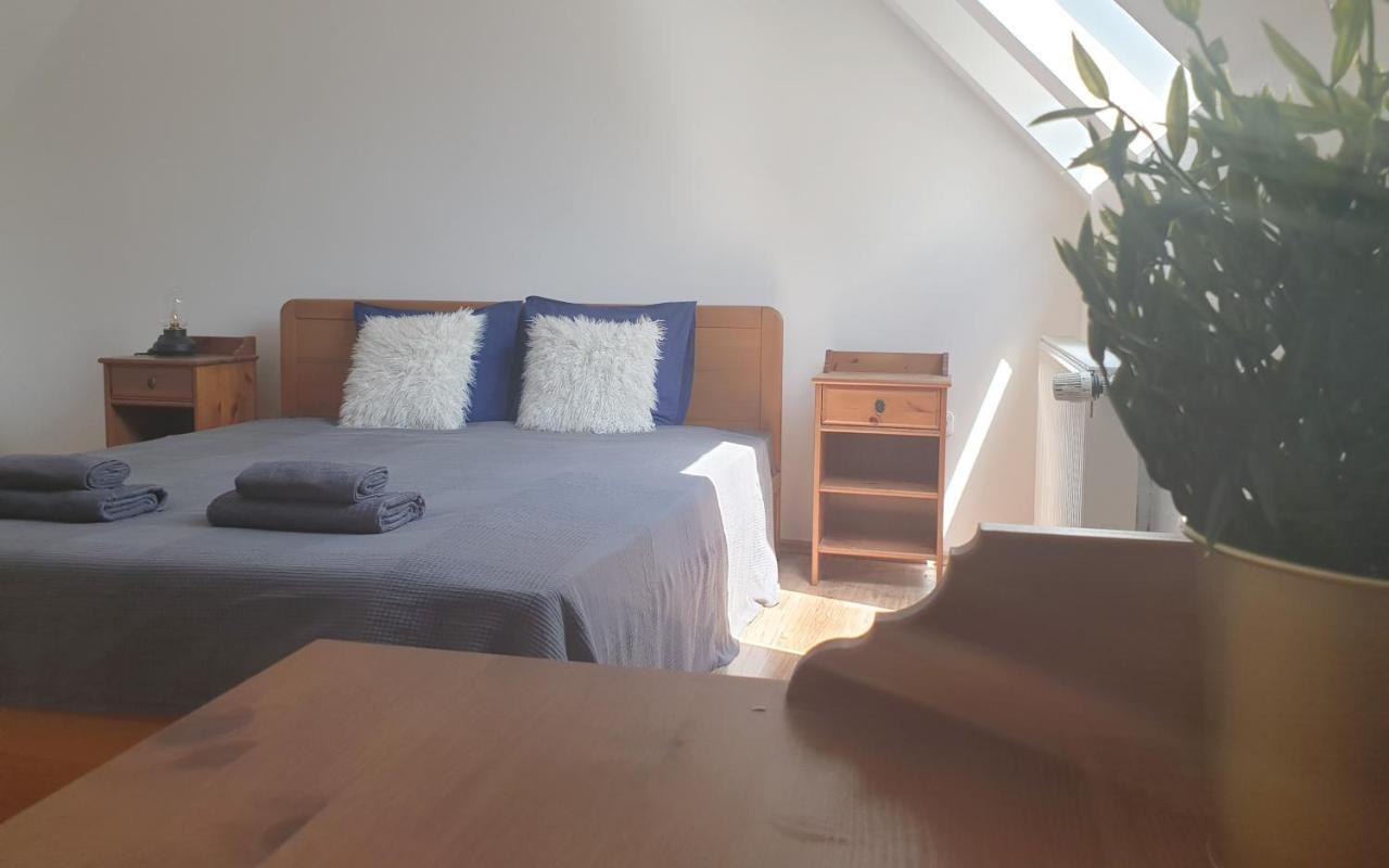 B6 Apartman Veszprém Eksteriør billede