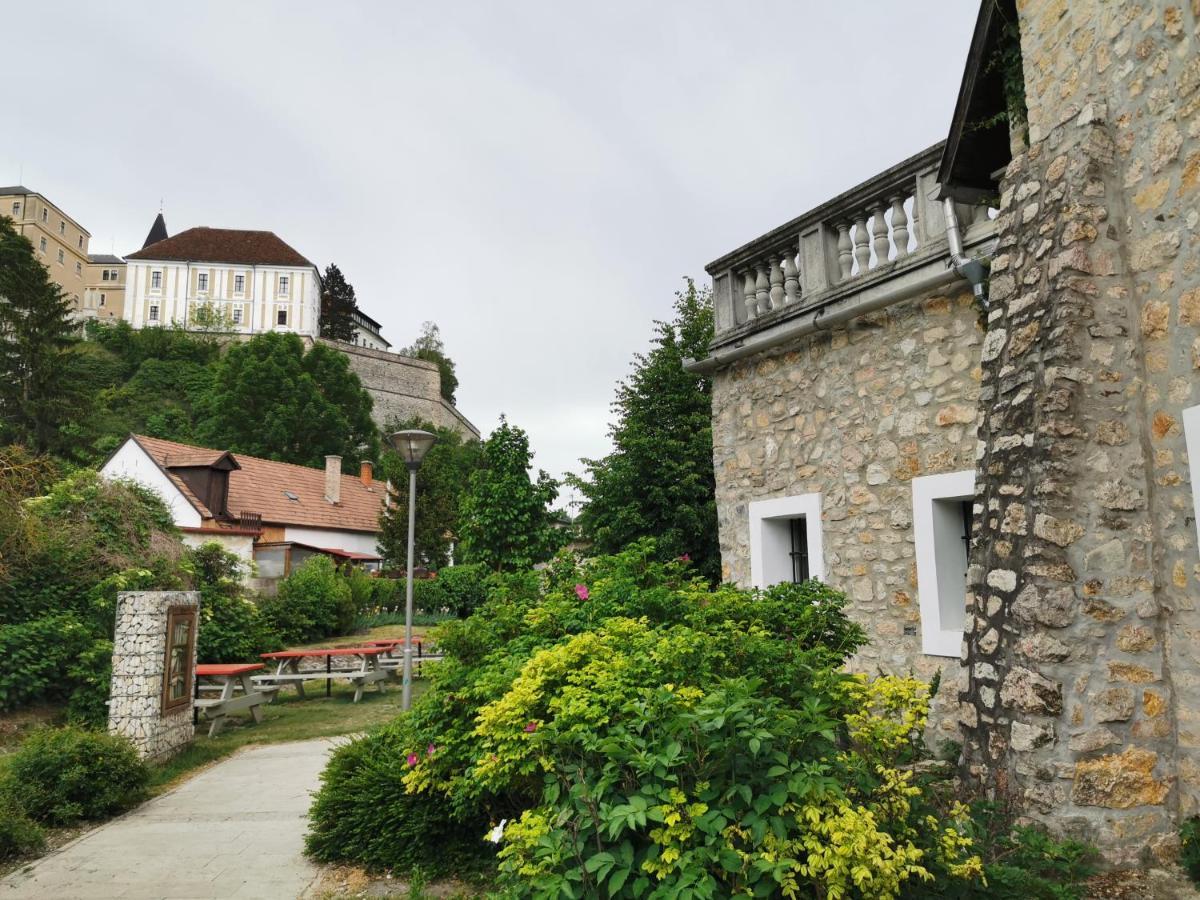 B6 Apartman Veszprém Eksteriør billede